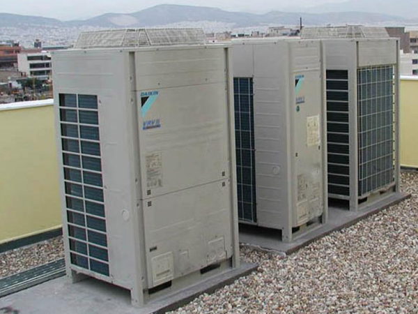 sửa m&aacute;y lạnh c&ocirc;ng nghiệp b&igrave;nh dương